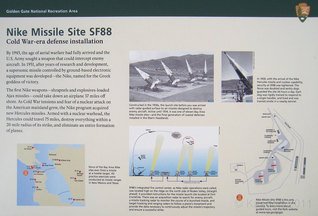 2011 Bay 2 Breakers Friday 1031.JPG - I was able to participate in the 100th annual running of the Bay to Breakers 12K race in San Francisco California. A weekend for sightseeing and racing.